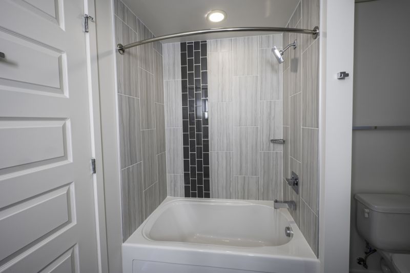 Compact Shower and Tub Combo